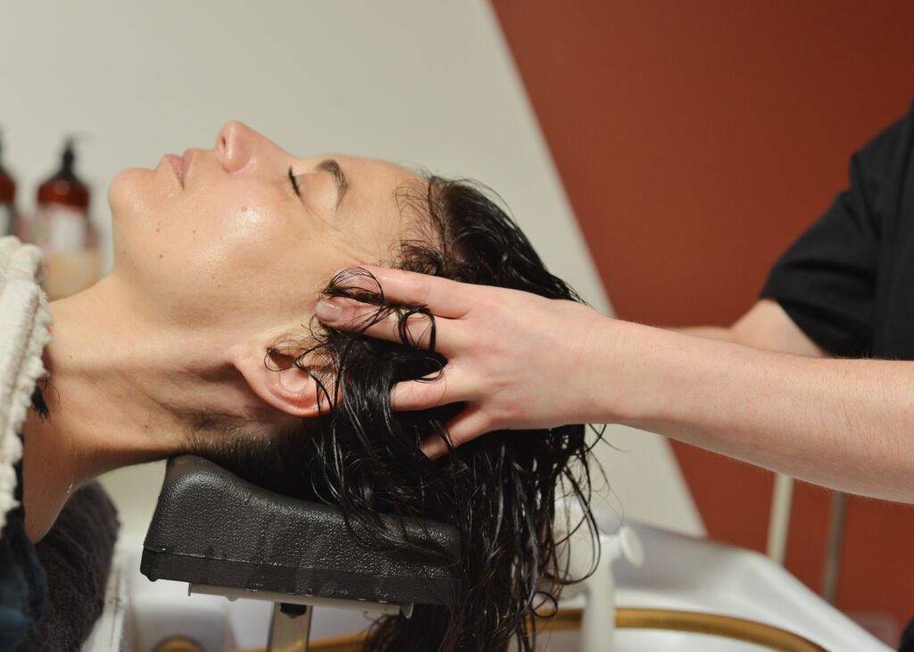 Massage crânien, Head Spa, Massage Head Spa, soin  des cheveux