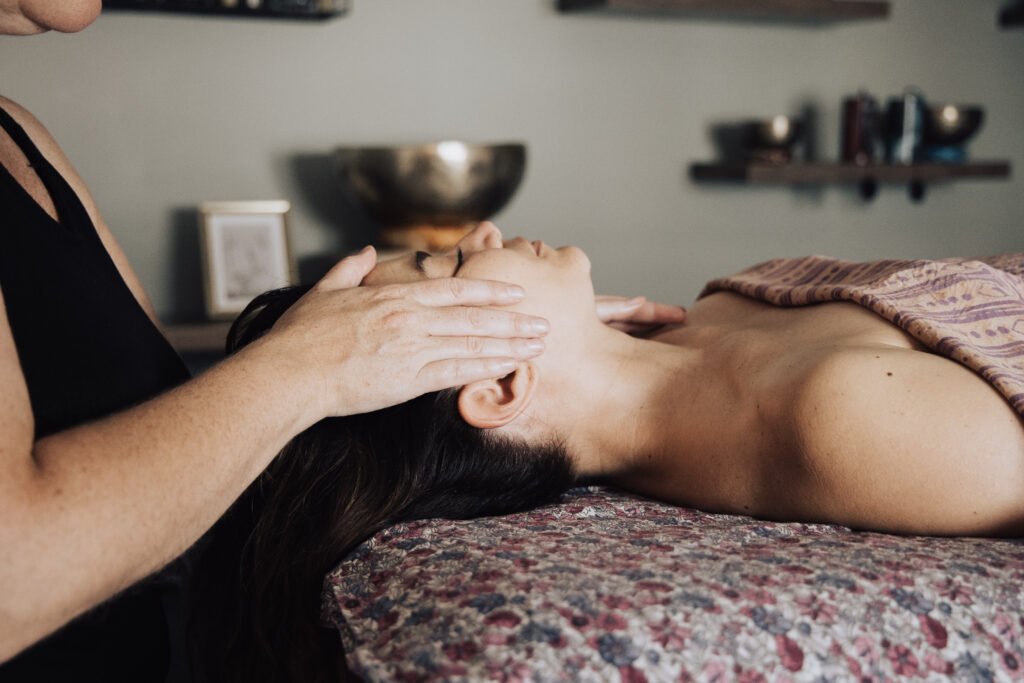 Massage du visage, décontraction musculaire